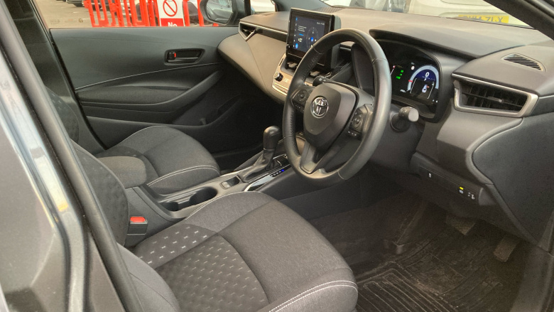 Toyota Corolla Petrol 1.8 VVT-i Hybrid Commercial Auto